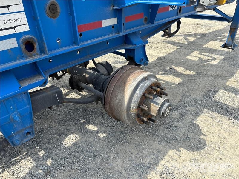 CIMC CB45M3OTC00 Tri/A Extendable Container Trailer Containerchassis