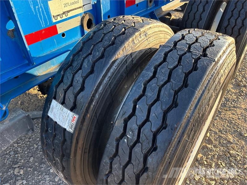 CIMC CB45M3OTC00 Tri/A Extendable Container Trailer Täyskonttiperävaunut