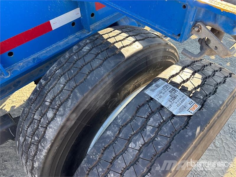 CIMC CB45M3OTC00 Tri/A Extendable Container Trailer Прицепы-Контейнеровозы