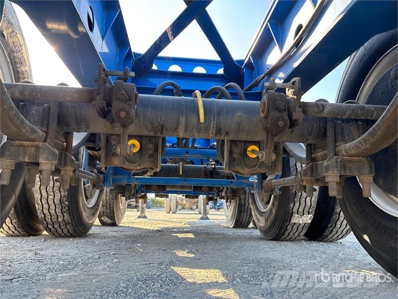 CIMC CB45M3OTC00 Tri/A Extendable Container Trailer Прицепы-Контейнеровозы