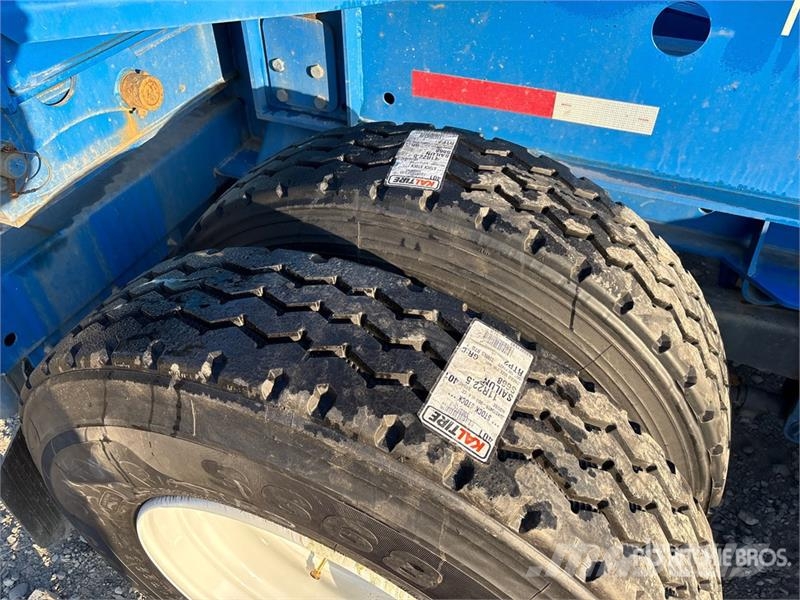 CIMC CB45M3OTC00 Tri/A Extendable Container Trailer Reboques Containerframe