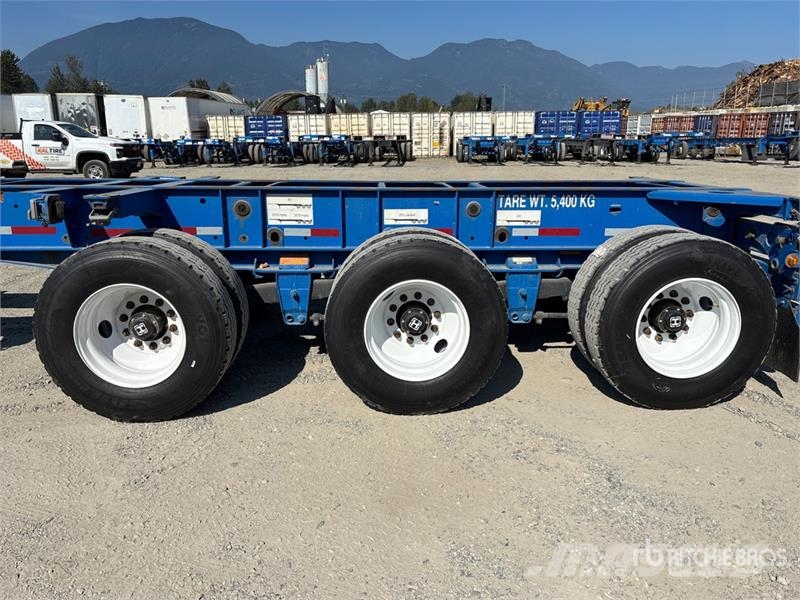 CIMC CB45M3OTC00 Tri/A Extendable Container Trailer Containerframe trailers