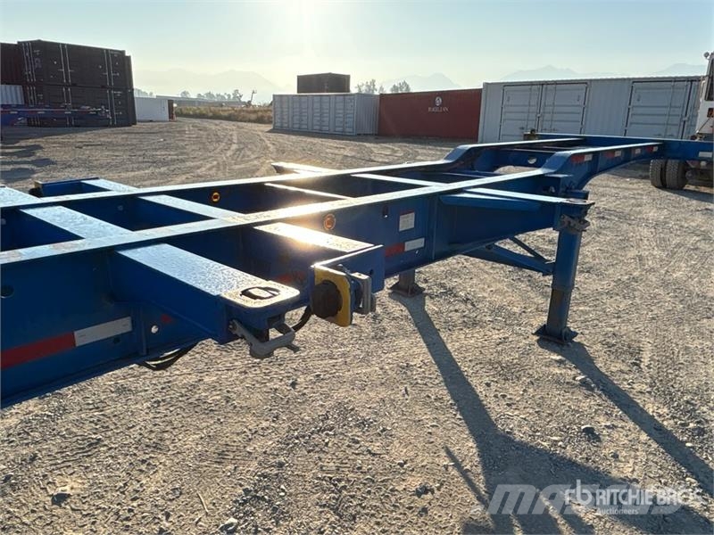 CIMC CB45M3OTC00 Tri/A Extendable Container Trailer Reboques Containerframe