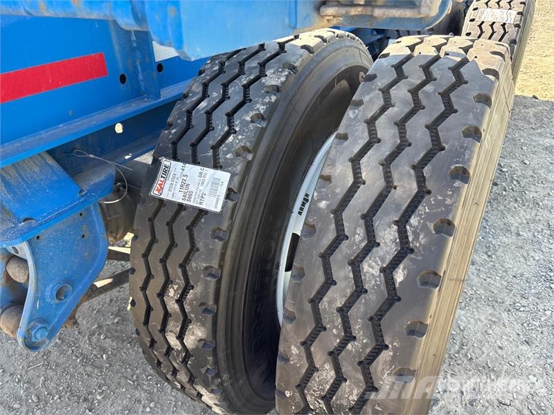 CIMC CB45M3OTC00 Tri/A Extendable Container Trailer Containerframe trailers