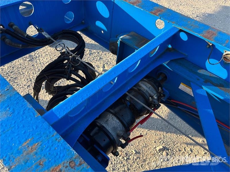 CIMC CB45M3OTC00 Tri/A Extendable Container Trailer Täyskonttiperävaunut