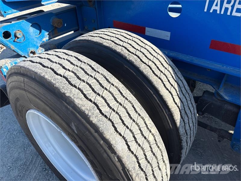 CIMC CB45M3OTC00 Tri/A Extendable Container Trailer Прицепы-Контейнеровозы