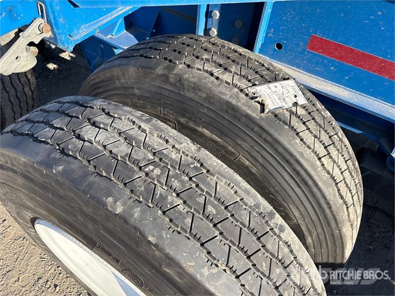 CIMC CB45M3OTC00 Tri/A Extendable Container Trailer Konteineriekrāvēji