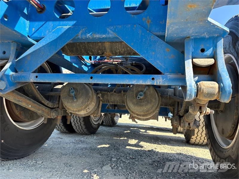 CIMC CB45M3OTC00 Tri/A Extendable Container Trailer Containerframe trailers