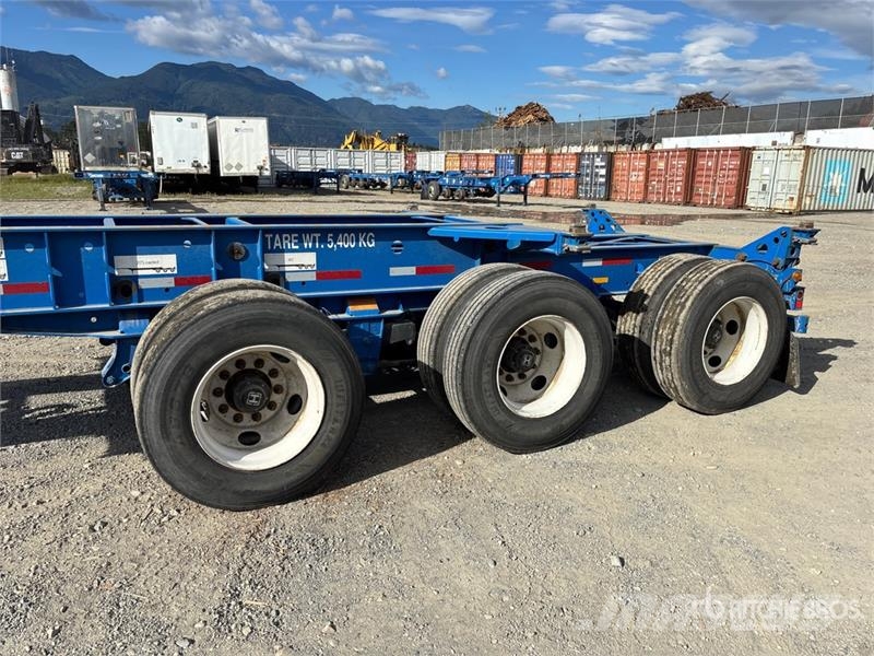 CIMC CB45M3OTC00 Tri/A Extendable Container Trailer Remolques portacontenedores