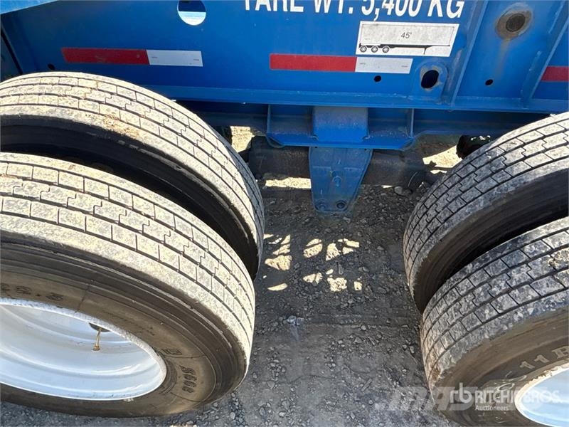 CIMC CB45M3OTC00 Tri/A Extendable Container Trailer Remolques portacontenedores