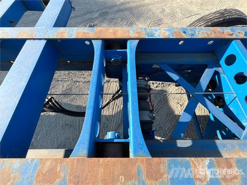 CIMC CB45M3OTC00 Tri/A Extendable Container Trailer Konteineriekrāvēji