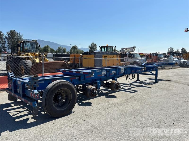 CIMC CB45M3OTC00 Tri/A Extendable Container Trailer Remolques portacontenedores