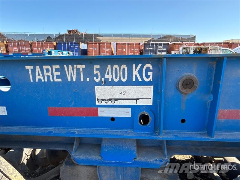 CIMC CB45M3OTC00 Tri/A Extendable Container Trailer Remolques portacontenedores