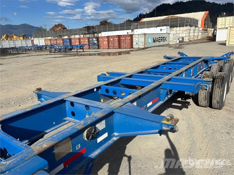 CIMC CB45M3OTC00 Tri/A Extendable Container Trailer Remolques portacontenedores