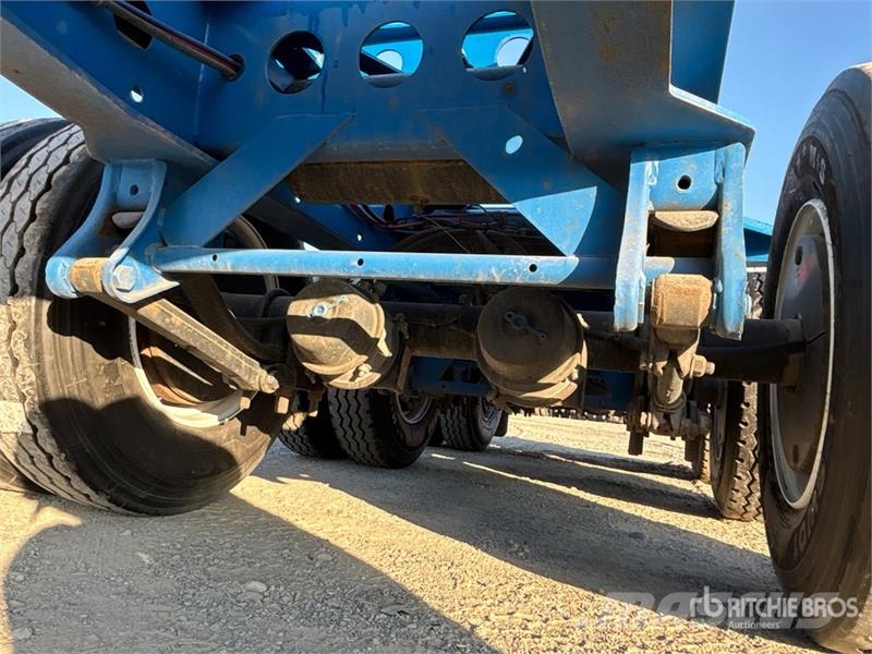 CIMC CB45M3OTC00 Tri/A Extendable Container Trailer Reboques Containerframe