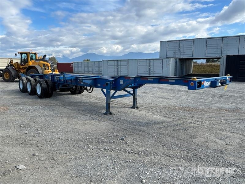 CIMC CB45M3OTC00 Tri/A Extendable Container Trailer Remolques portacontenedores