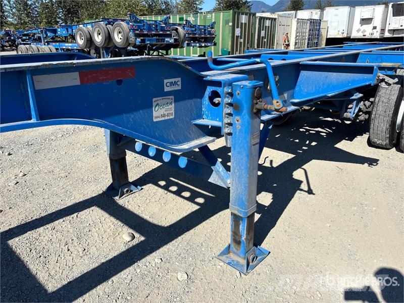 CIMC CB45M3OTC00 Tri/A Extendable Container Trailer Remolques portacontenedores