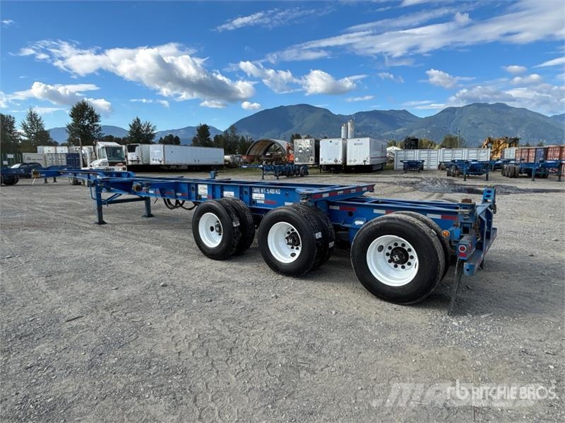 CIMC CB45M3OTC00 Tri/A Extendable Container Trailer Remolques portacontenedores