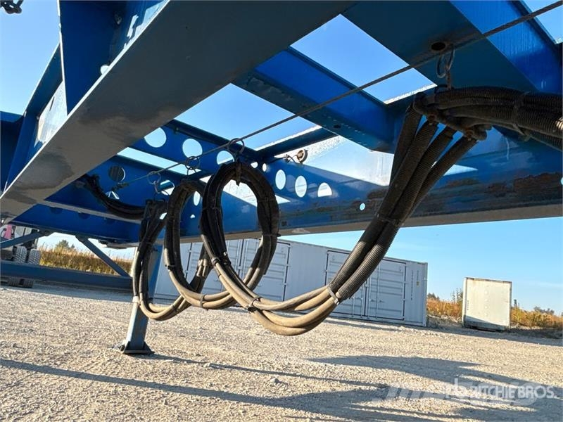 CIMC CB45M3OTC00 Tri/A Extendable Container Trailer Reboques Containerframe