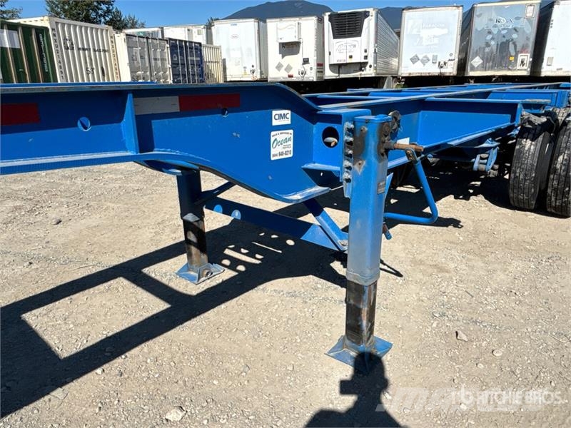 CIMC CB45M3OTC00 Tri/A Extendable Container Trailer Remolques portacontenedores