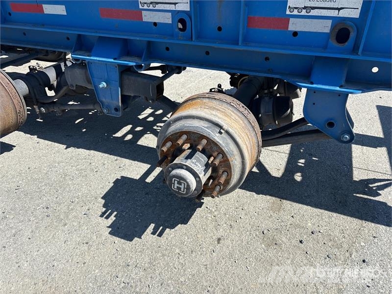 CIMC CB45M3OTC00 Tri/A Extendable Container Trailer Remolques portacontenedores