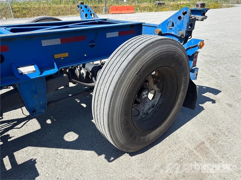 CIMC CB45M3OTC00 Tri/A Extendable Container Trailer Remolques portacontenedores