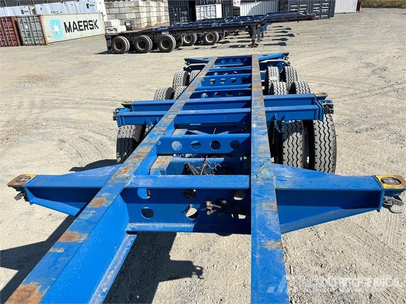 CIMC CB45M3OTC00 Tri/A Extendable Container Trailer Containerframe trailers