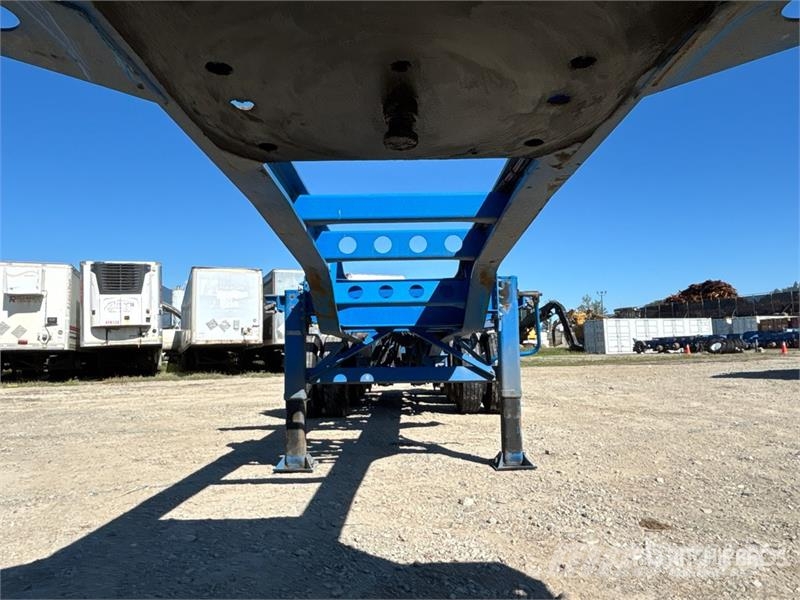 CIMC CB45M3OTC00 Tri/A Extendable Container Trailer Remolques portacontenedores