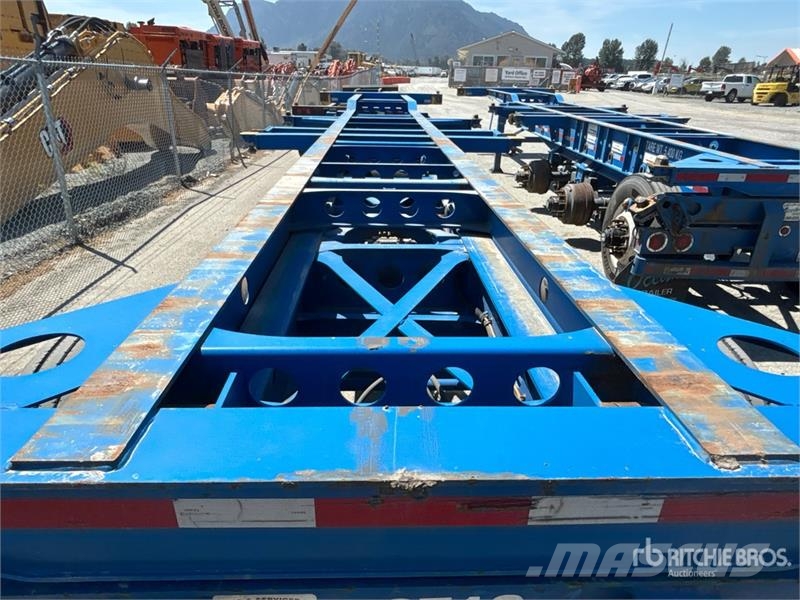 CIMC CB45M3OTC00 Tri/A Extendable Container Trailer Прицепы-Контейнеровозы