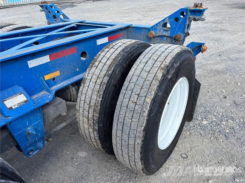 CIMC CB45M3OTC00 Tri/A Extendable Container Trailer Remolques portacontenedores