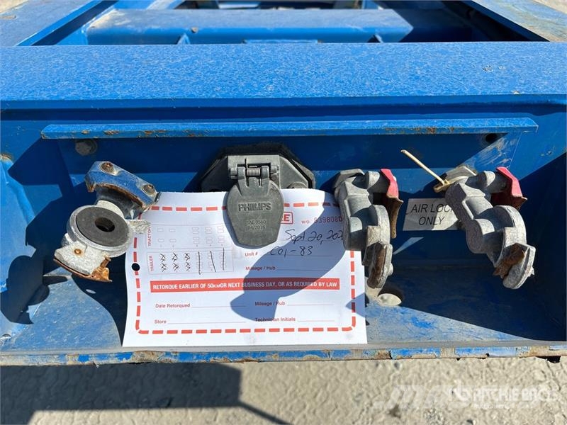 CIMC CB45M3OTC00 Tri/A Extendable Container Trailer Containerframe trailers