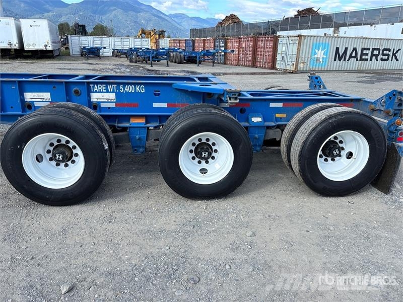 CIMC CB45M3OTC00 Tri/A Extendable Container Trailer Remolques portacontenedores