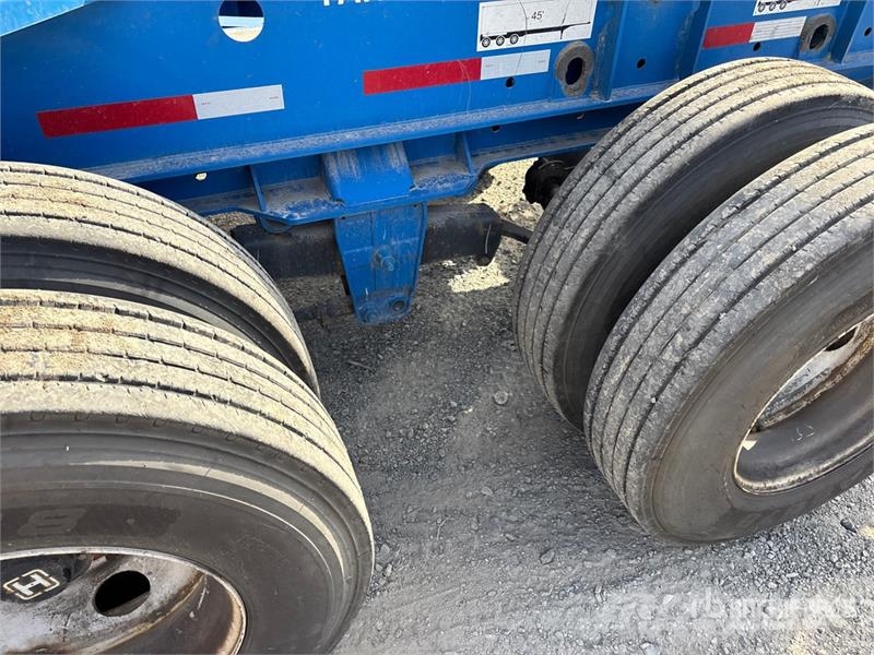 CIMC CB45M3OTC00 Tri/A Extendable Container Trailer Remolques portacontenedores
