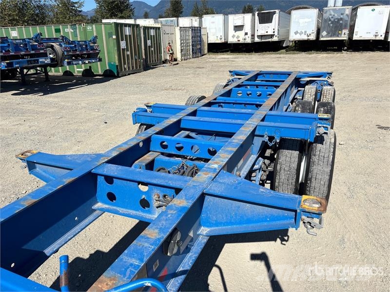 CIMC CB45M3OTC00 Tri/A Extendable Container Trailer Remolques portacontenedores