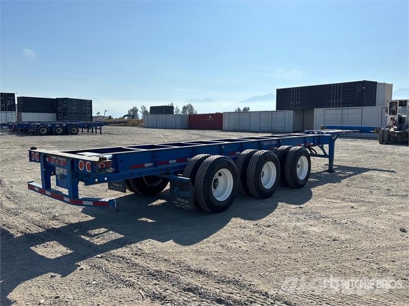 CIMC EX53M3OTC00 53 ft Tri/A Extendable Container Trail Containerchassis