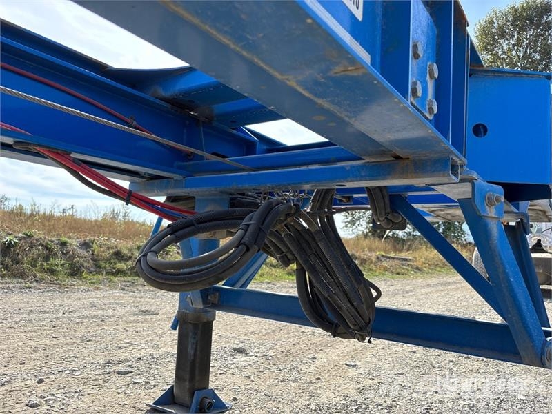 CIMC EX53M3OTC00 53 ft Tri/A Extendable Container Trail Konteineriekrāvēji