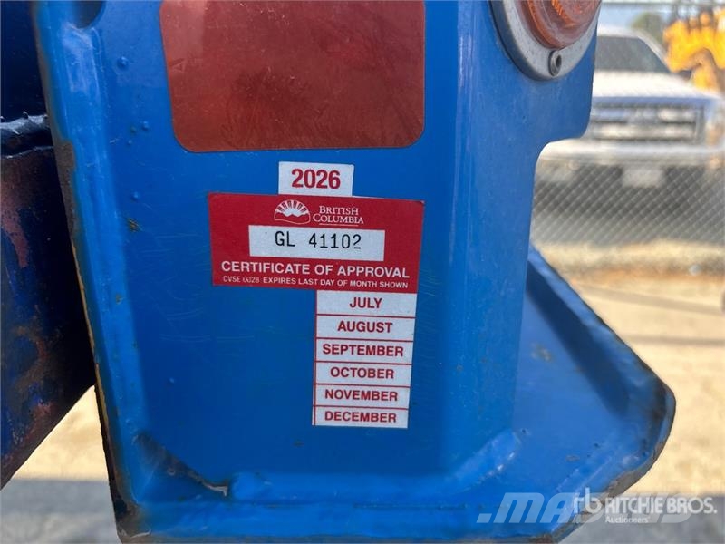 CIMC EX53M3OTC00 53 ft Tri/A Extendable Container Trail Containerhenger