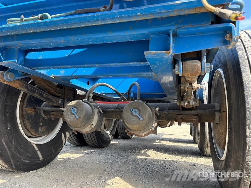 CIMC EX53M3OTC00 53 ft Tri/A Extendable Container Trail Konteineriekrāvēji