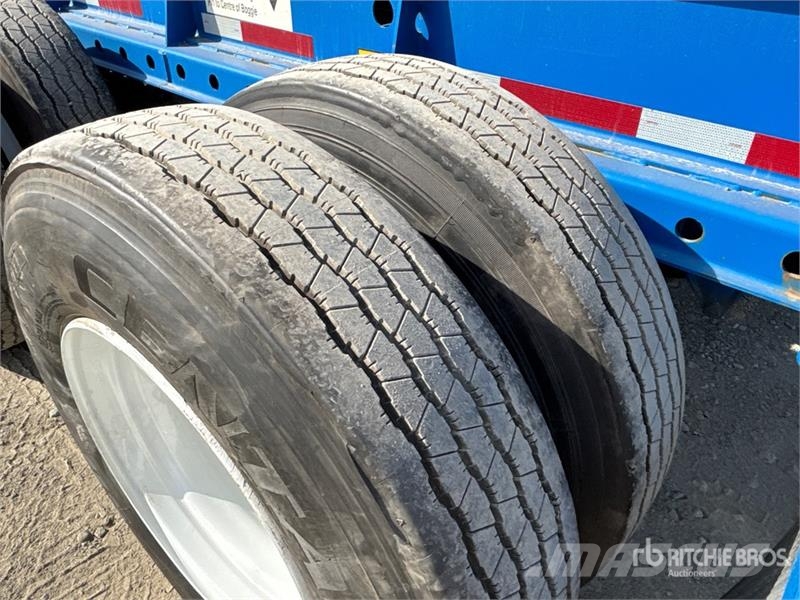 CIMC EX53M3OTC00 53 ft Tri/A Extendable Container Trail Прицепы-Контейнеровозы