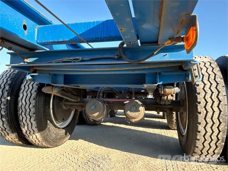 CIMC EX53M3OTC00 53 ft Tri/A Extendable Container Trail Containerchassis
