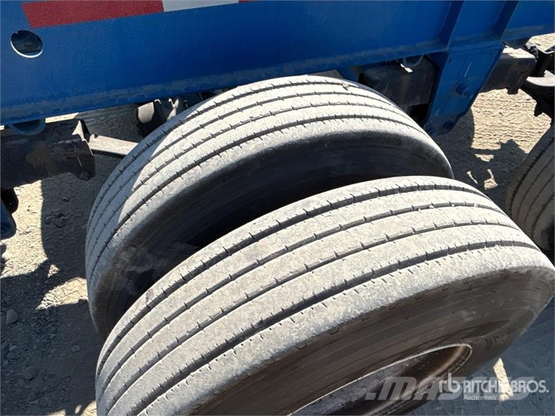 CIMC GN40M3OTC00 40 ft Tri/A Container Trailer Containerchassis