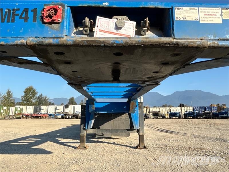 CIMC GN40M3OTC00 40 ft Tri/A Container Trailer Reboques Containerframe