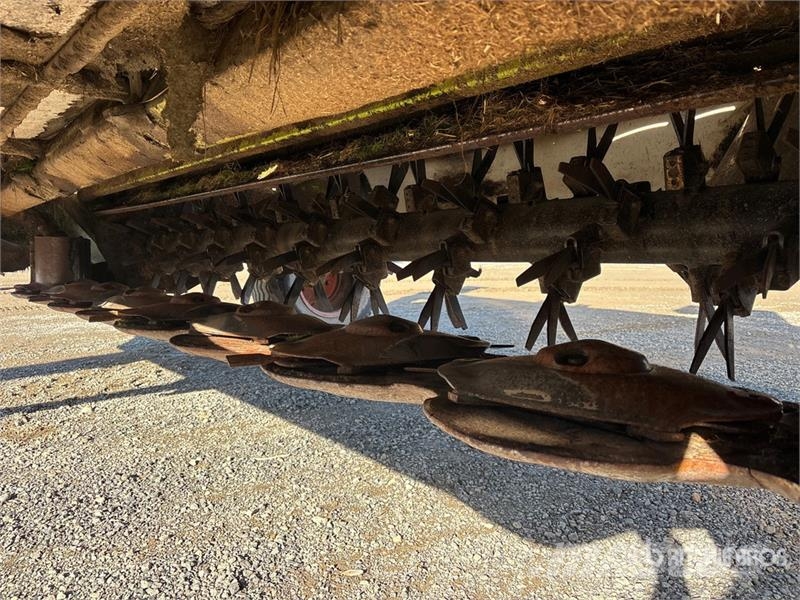 CLAAS Disco 3900 11 ft 3-Point Hitch Mower Conditioner Diskli çayir biçme makinasi