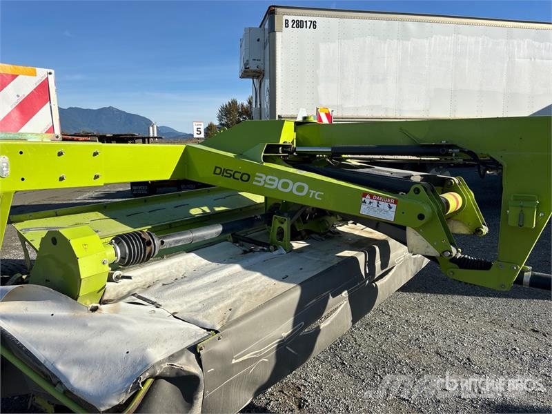CLAAS F53 Disco 3900TC 11 ft Rear Swing Mower Conditione Mower-conditioners