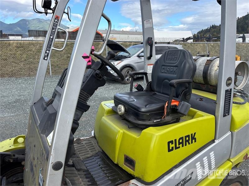 Clark C30 5825 lb Cushion Tire Forklift Інше