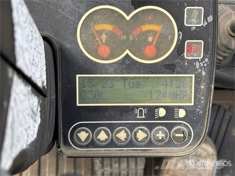 Clark C30 5825 lb Cushion Tire Forklift Інше