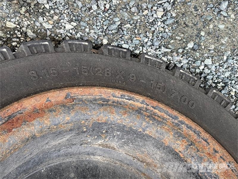 Clark C30 5825 lb Cushion Tire Forklift Інше