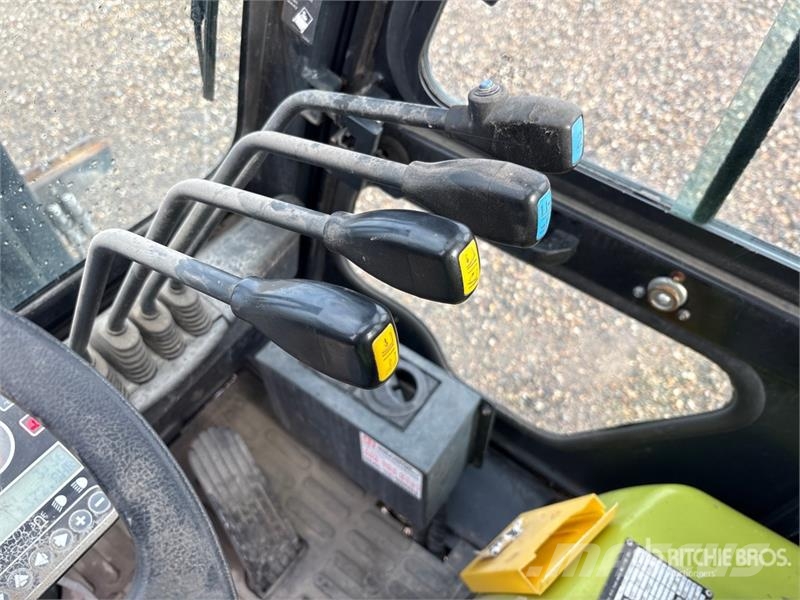 Clark C35 6000 lb Cushion Tire Forklift Інше