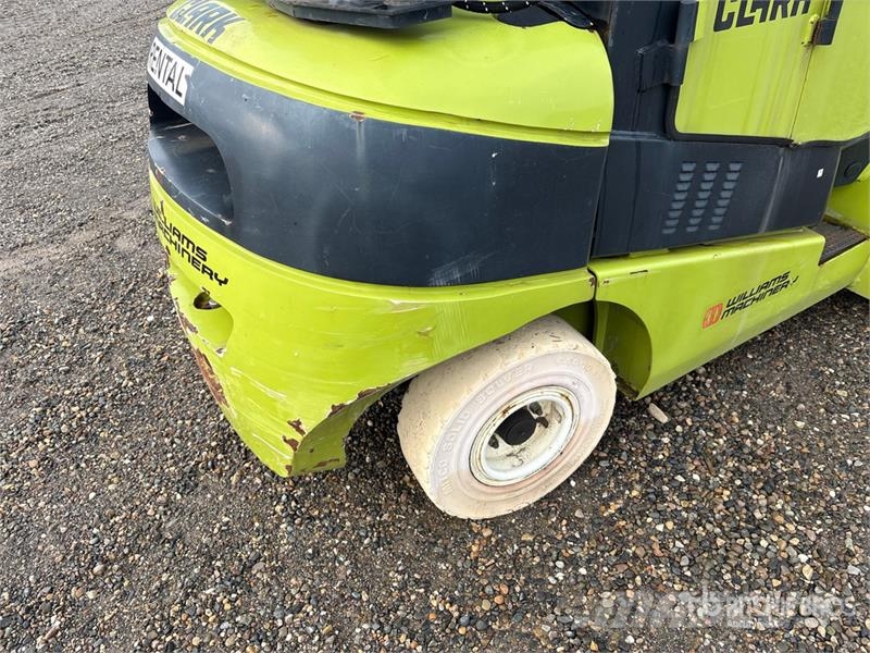 Clark C35 6000 lb Cushion Tire Forklift Інше
