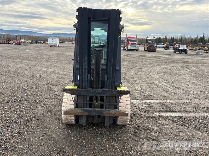Clark C35 6000 lb Cushion Tire Forklift Інше